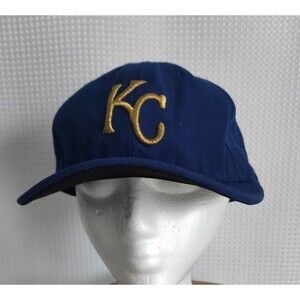 Authentic MLB Kansas City Royals size 7 3/4 new era low profile hat with gold